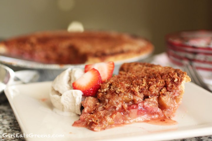 vegan-rhubarb-strawberry-pie-15