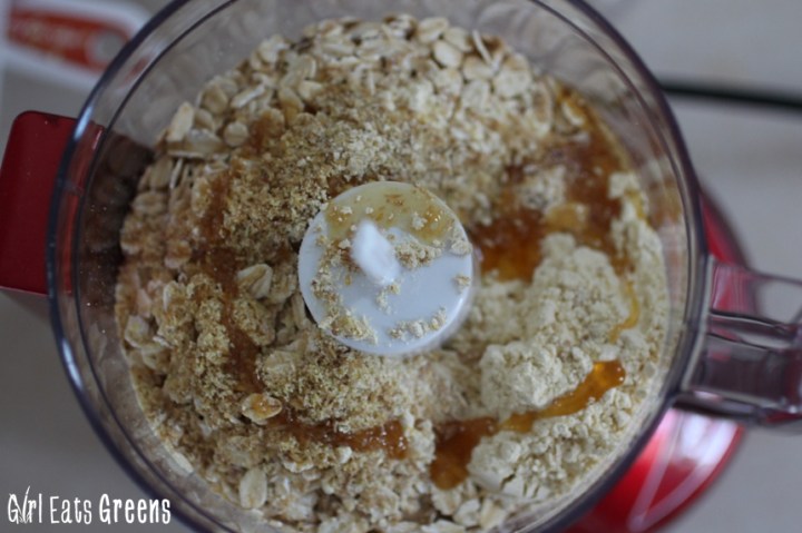 No Guilt Vegan Peach Cobbler Girl Eats Greens_0018