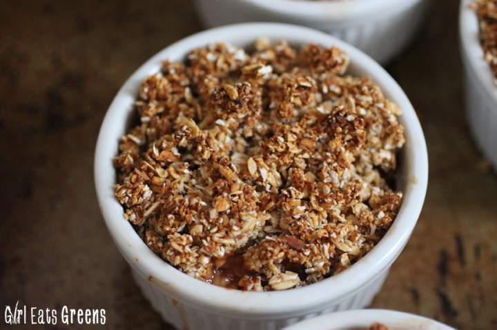 No Guilt Vegan Peach Cobbler Girl Eats Greens_0022