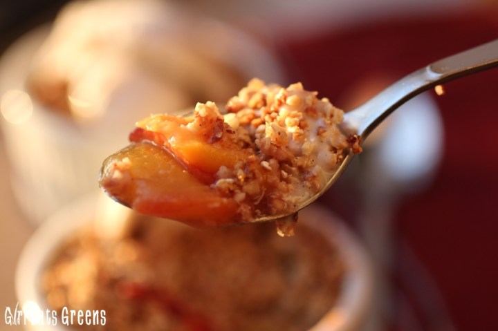 No Guilt Vegan Peach Cobbler Girl Eats Greens_0029
