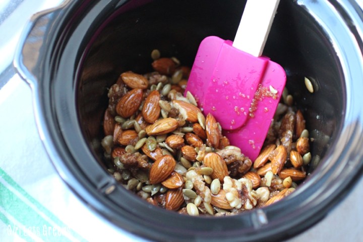 Spicy Ginger Mixed Nuts Walnuts Almonds Pepitas Vegetarian Vegan Girl Eats Greens_0021