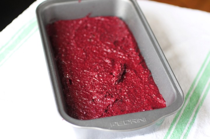 Fudgy Chocolate Chip Beet Banana Bread Vegan Vegetarian Girl Eats Greens_0027