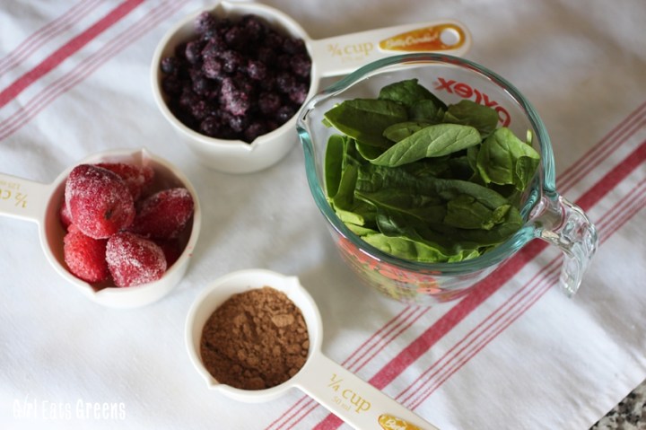 Very Berry Chocolate Breakfast Smoothie Vegan Vegetarian Girl Eats Greens_0023